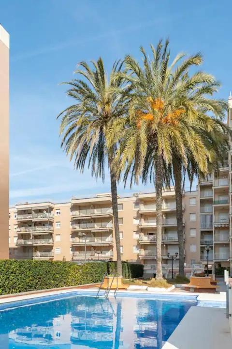 Sea Front Apart. 2 Pools / 1ª Linea. 2 Piscinas Apartment Segur de Calafell Ngoại thất bức ảnh