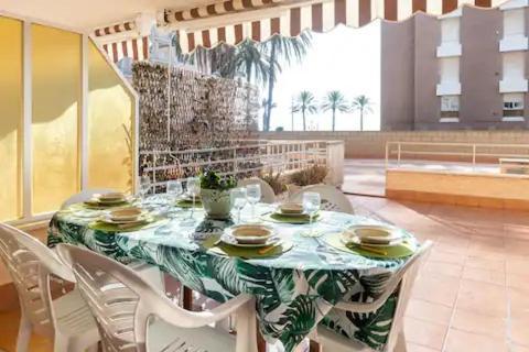 Sea Front Apart. 2 Pools / 1ª Linea. 2 Piscinas Apartment Segur de Calafell Ngoại thất bức ảnh