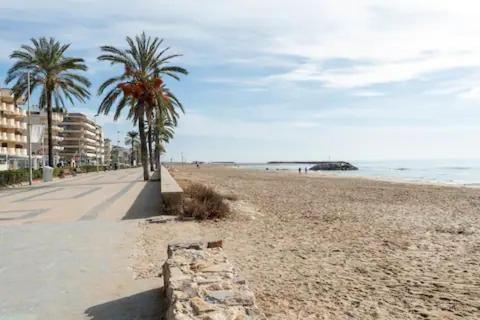 Sea Front Apart. 2 Pools / 1ª Linea. 2 Piscinas Apartment Segur de Calafell Ngoại thất bức ảnh